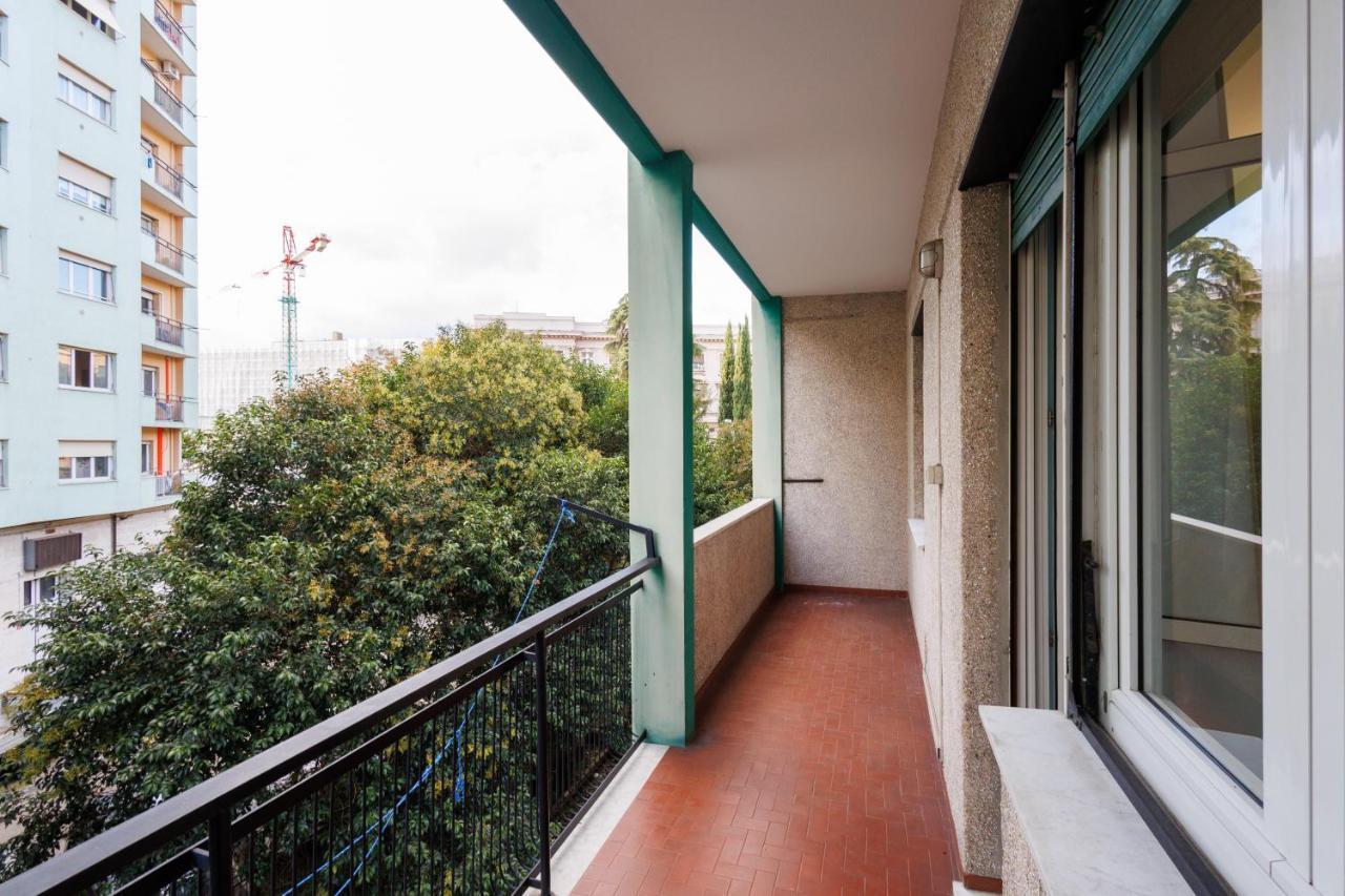 Casa Vittoria Di San Martino Affittacamere Genoa Luaran gambar